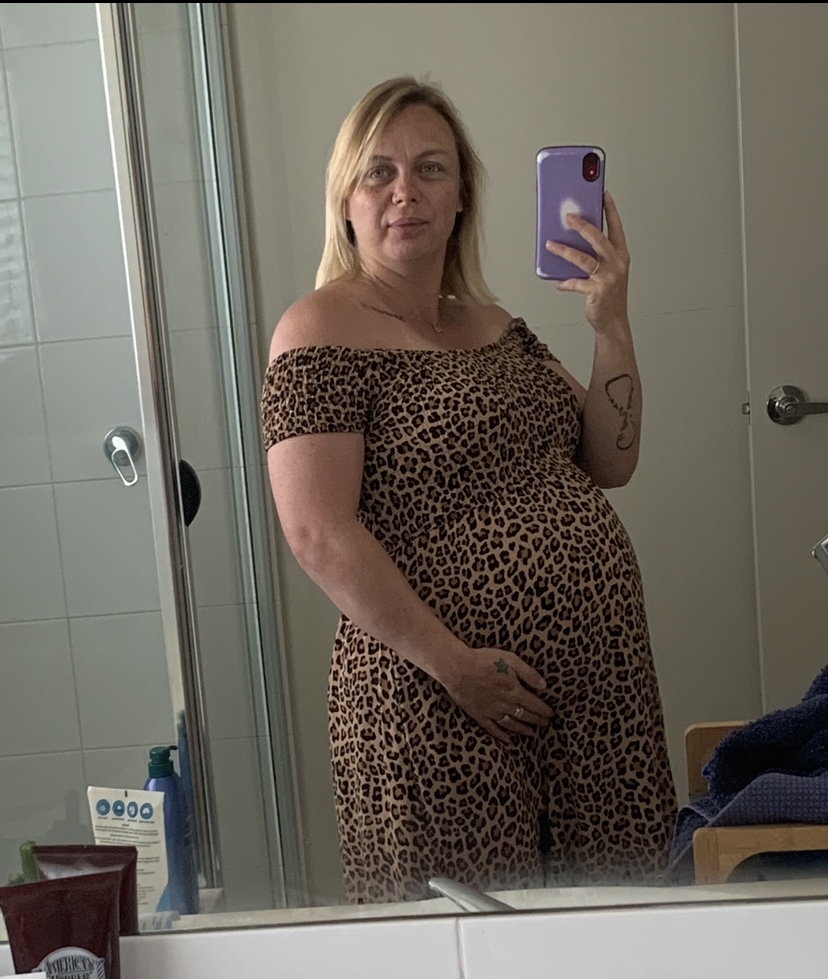 Jax pregnant with Arlan